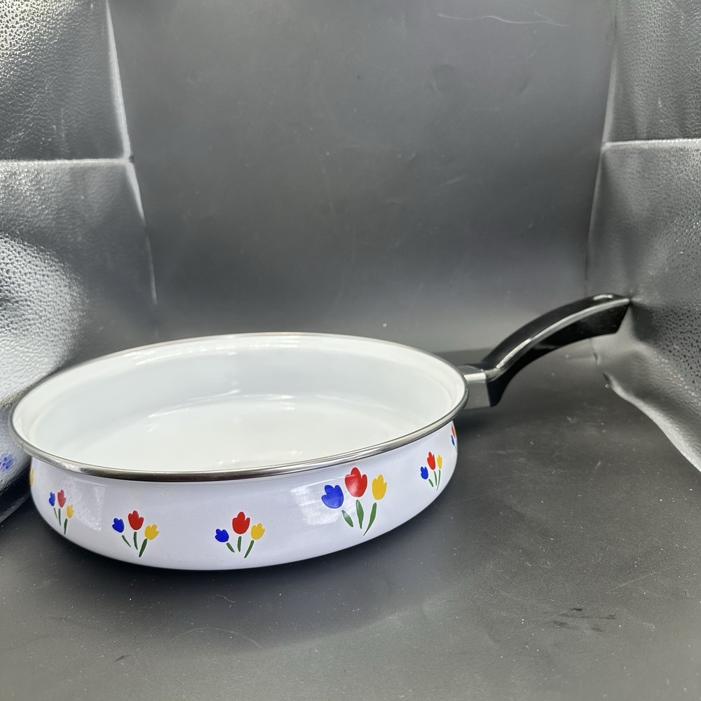 Vtg Tulip Thyme Enamel Sauté Pan Grandma Cottage Kitsch Retro Floral 10"